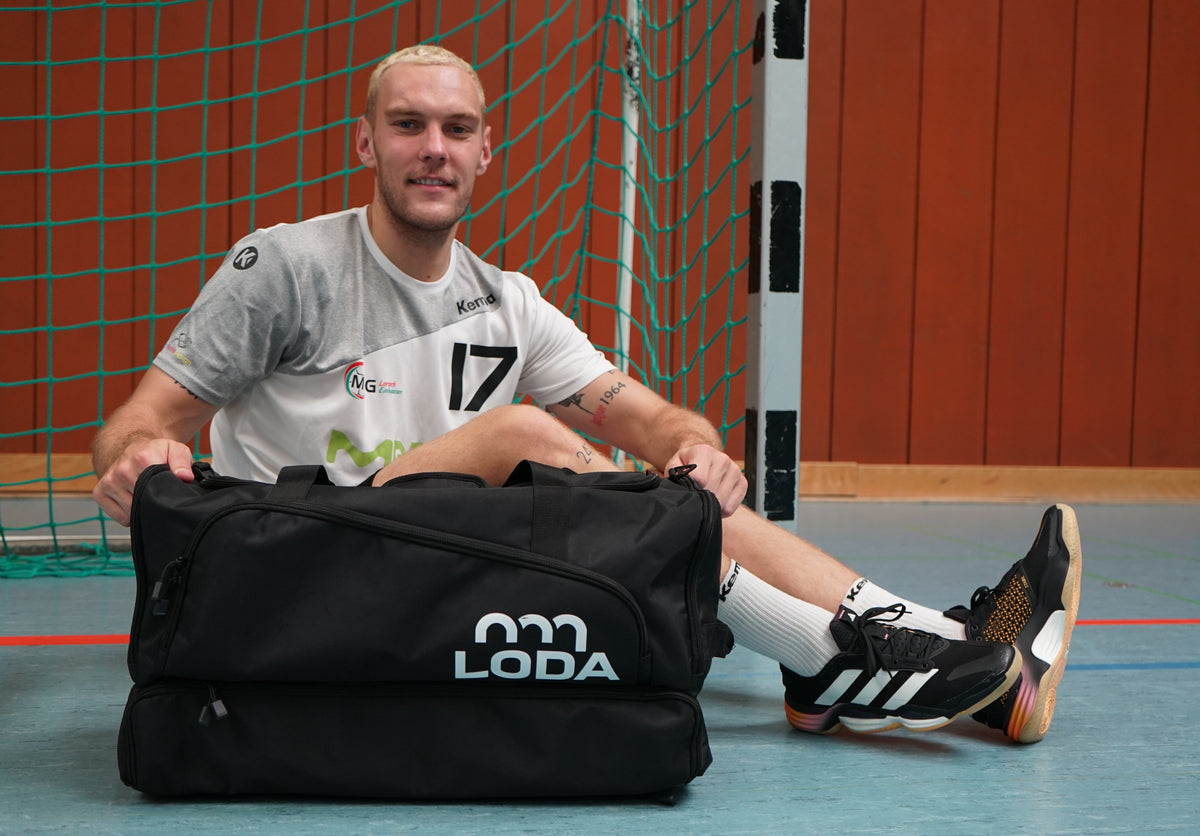 Sporttasche packen für die Handball-Saison: Die Checkliste zum Saisonstart