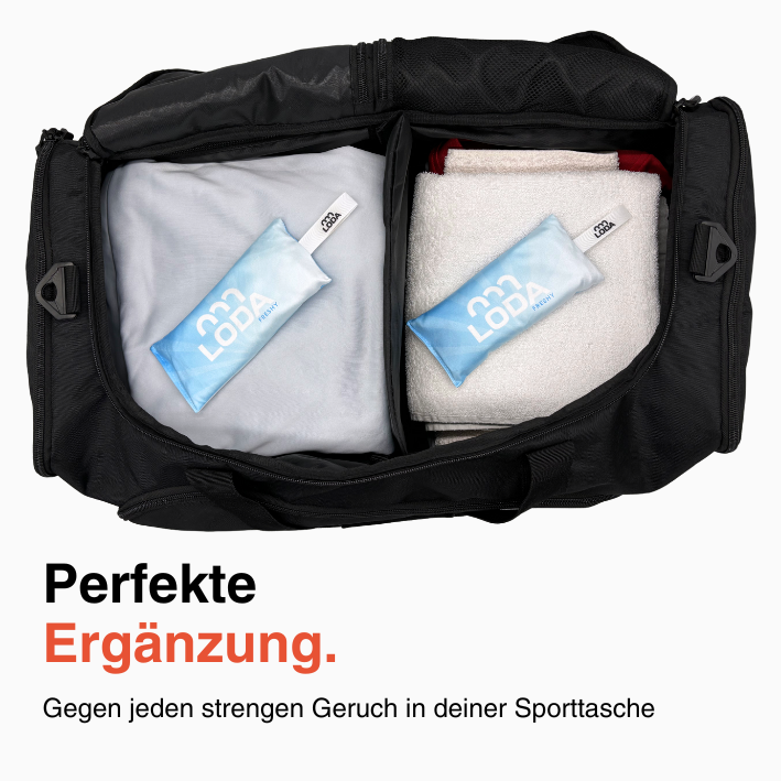 Das LODA mini - Spring Sale Bundle von LODA sports enthält eine offene Sporttasche mit zwei Handtüchern und zwei Geruchsabsorber-Packs; der deutsche Text befasst sich mit der Geruchsbekämpfung in Sporttaschen.